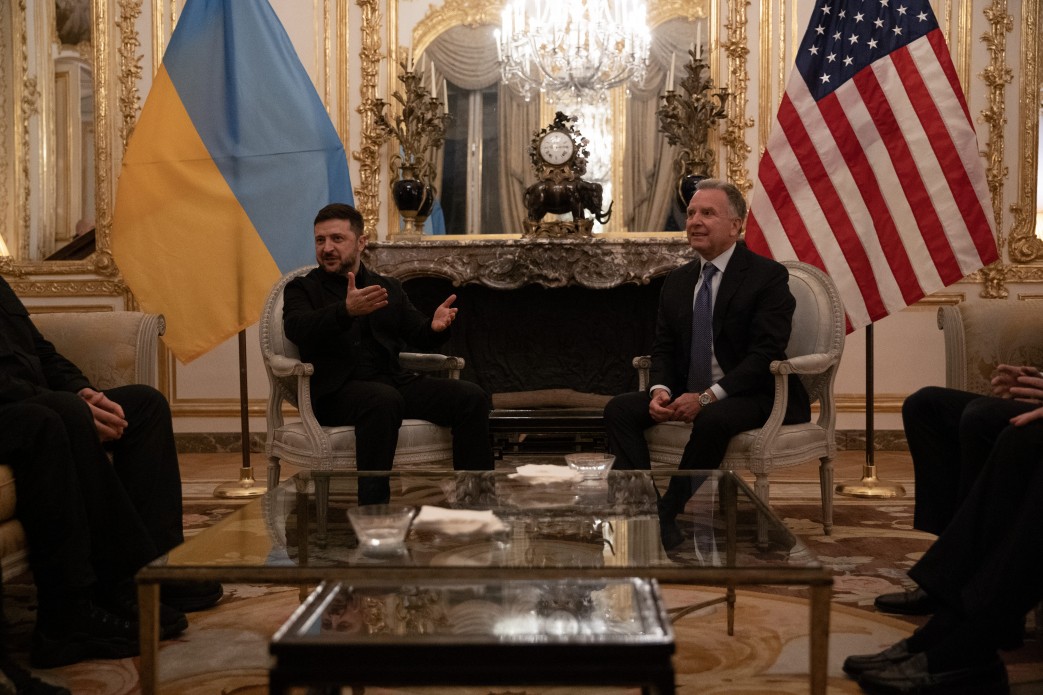 "Україна не ховається від найскладніших питань і ніколи не буде перепоною для миру", - Зеленський про переговори в Парижі